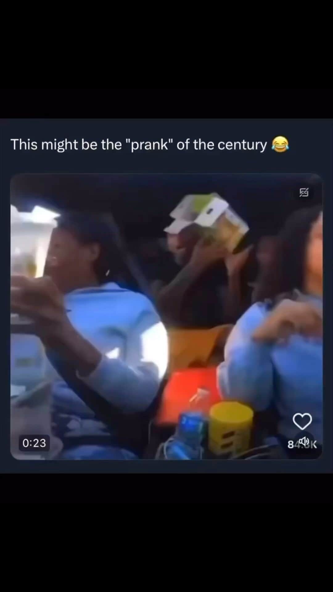 スヌープ・ドッグのインスタグラム：「Dayum 😆 🐁 🚗 🥤」