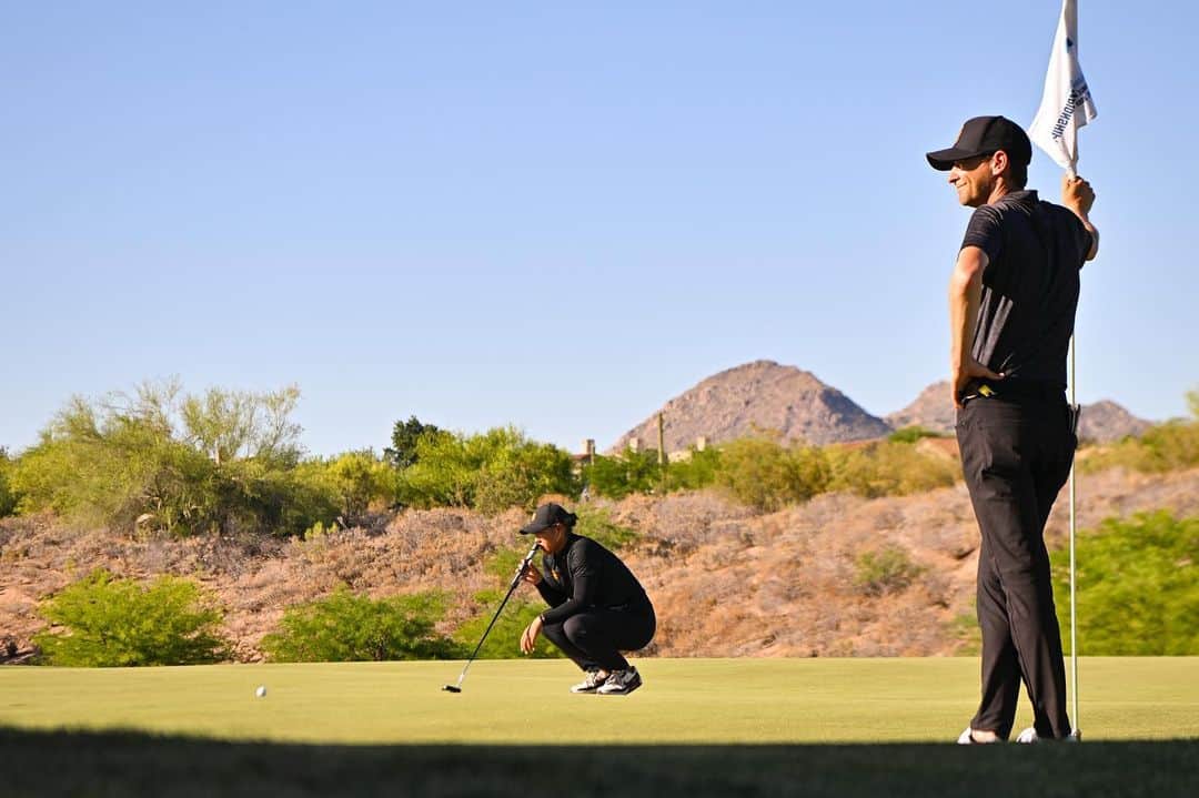 ティファニー・ヨハのインスタグラム：「Coaching Staff Highlight Reel Post 📸  #FightOn✌️⛳️」
