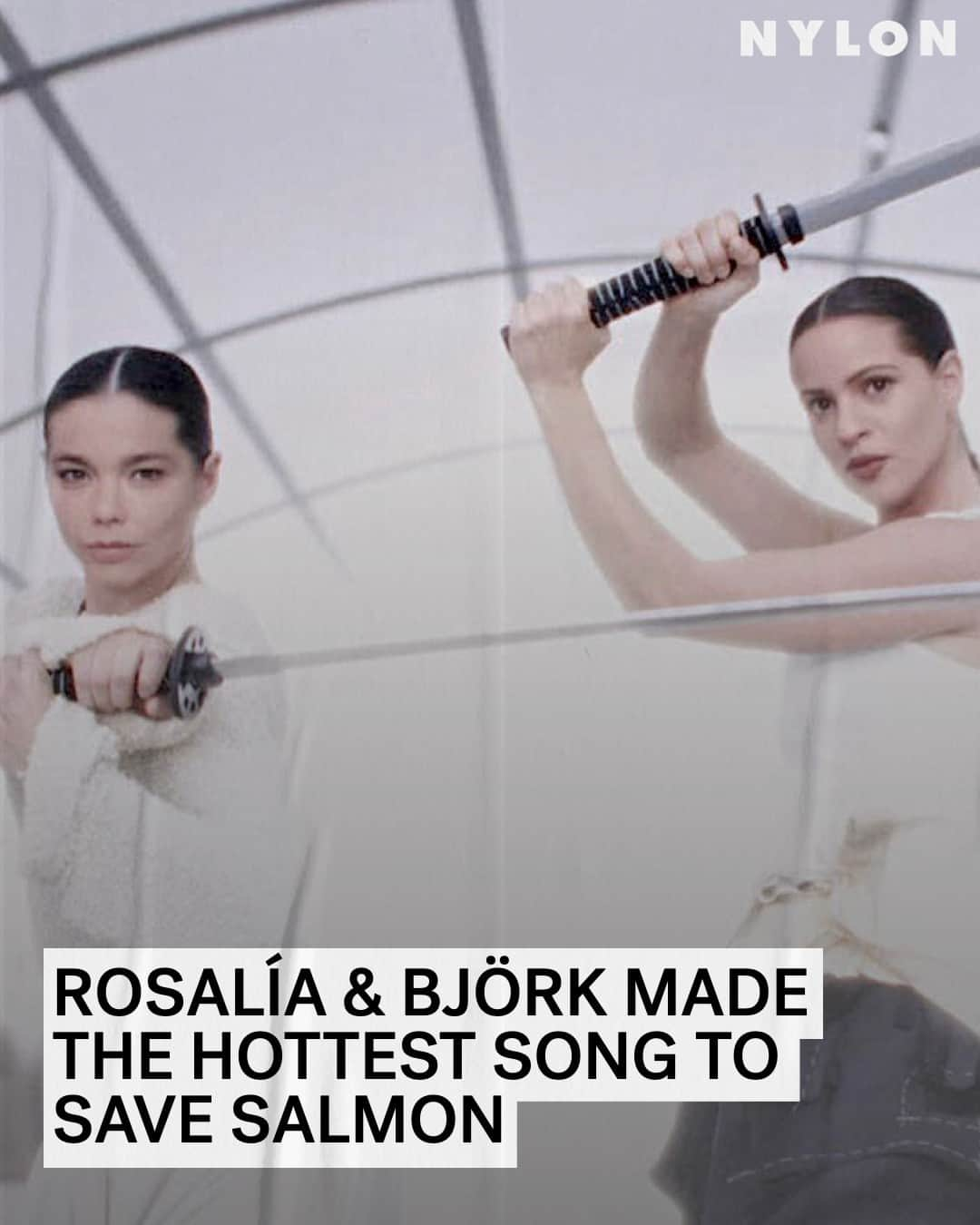 Nylon Magazineさんのインスタグラム写真 - (Nylon MagazineInstagram)「Björk and Rosalía just released their first-ever joint song, “Oral," but the title isn't about what you think it might be suggesting... With an interesting backstory and trippy, seemingly AI-generated graphics, watch the music video and read @eenaffets' full explainer at the link in bio.」11月22日 7時48分 - nylonmag