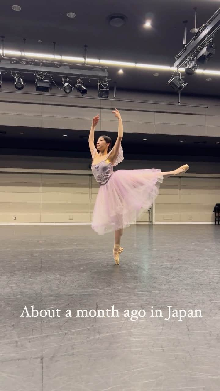 倉永美沙のインスタグラム：「Practicing L’Air D’Esprit before the show in Japan 🇯🇵   舞台前の練習　  #L’AirD’Esprit #practice #show #travellife #gala #ballerina #ballerinalife #バレエ　#練習　#ガラ　#pointeshoesounds」