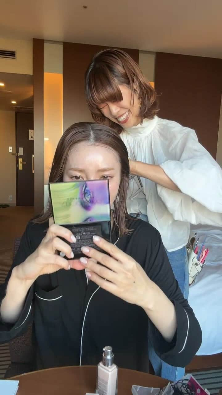 藤井明子のインスタグラム：「伊勢丹ポップアップ初日  ヘアメイク かおりてんてい @kaori_negoro_anti」