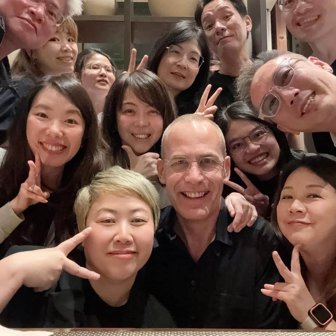 アイシー ベルリンさんのインスタグラム写真 - (アイシー ベルリンInstagram)「***Kob kun ka Asia*** On Monday and Tuesday we met with our Asian partners from Thailand, Taiwan, Malaysia, China, Indonesia, Singapore, Australia, Hong Kong, Japan, Korea and the Philippines for our #AsiaConference2023 in the fascinating metropolis of Bangkok for an enriching exchange of experiences.   We would like to thank all participants from the bottom of our hearts for those unforgettable two days. We were particularly impressed by the great event that our Thai partner organized for #icberlinworldday2023. We are already looking forward to our Asia Conference 2024 and wish all partners a safe journey back home. #icberlin #StyleMadeInGermany #marcolin   #eyewearfashion #eyefashiontrends #luxuryeyewear #designerglasses #opticalframes #sunglasses #premiumeyewear #sunglass #sunglasses😎 #brillentrends #sonnenbrille #bangkok #thailand」11月22日 14時59分 - icberlinofficial