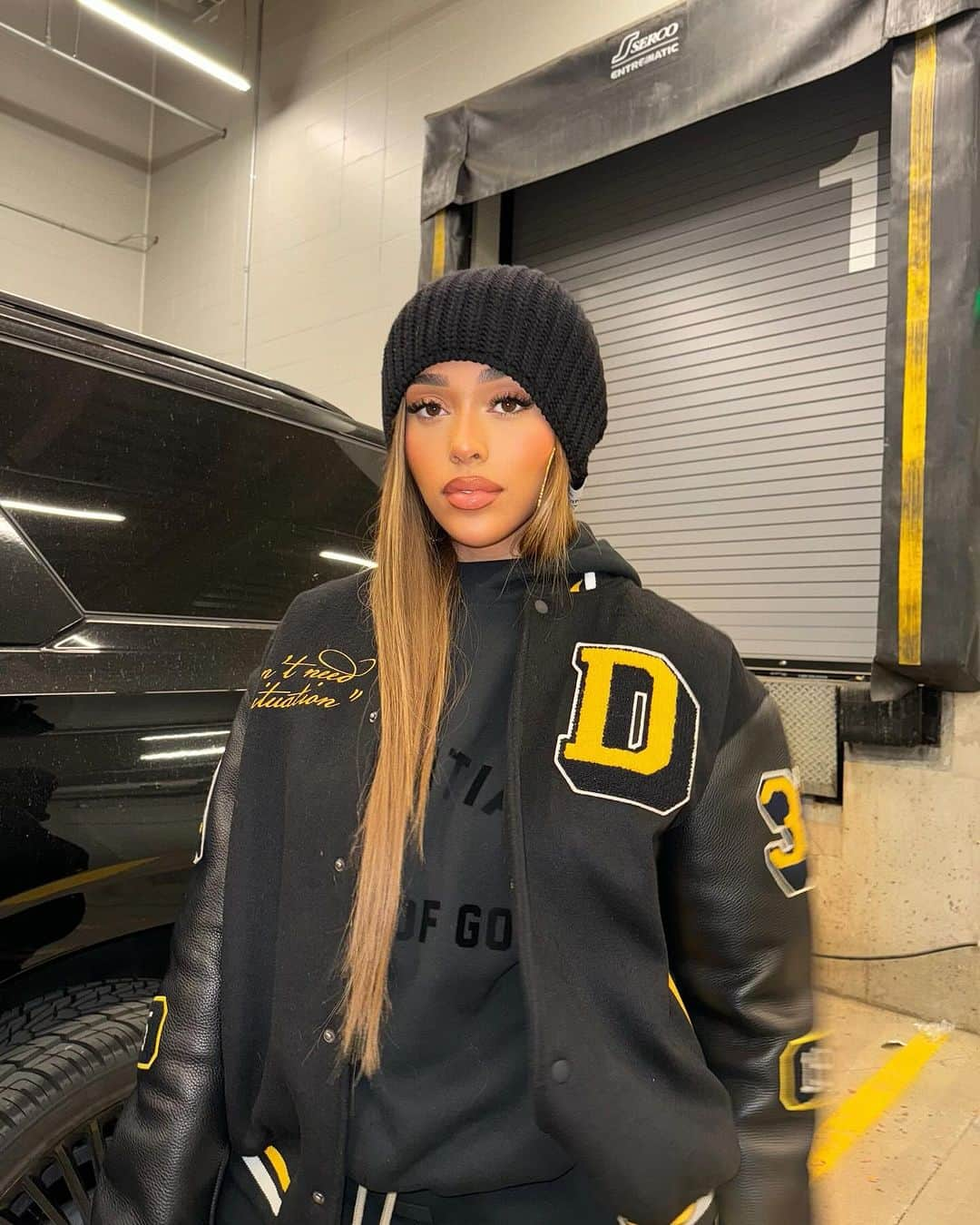 ジョーディン・ウッズのインスタグラム：「A sample from the @woodsbyjordyn archive that @karltowns and I collaborated on.. I’m actually obsessed with this letterman.. should we produce this!?  Also bringing something other than clothing to @woodsbyjordyn this holiday season.. 😉 ALSO Black Friday sale coming this week, 35% off and a free HAT with purchase over $150🤍」