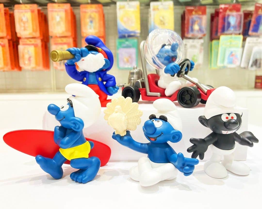 のインスタグラム：「🙌🌱🥰🙌  © Peyo - 2023 - Licensed through I.M.P.S. (Brussels) - https://buff.ly/2Vs8HJI  #medicomtoy #メディコムトイ #UDF #smurfs #series2」