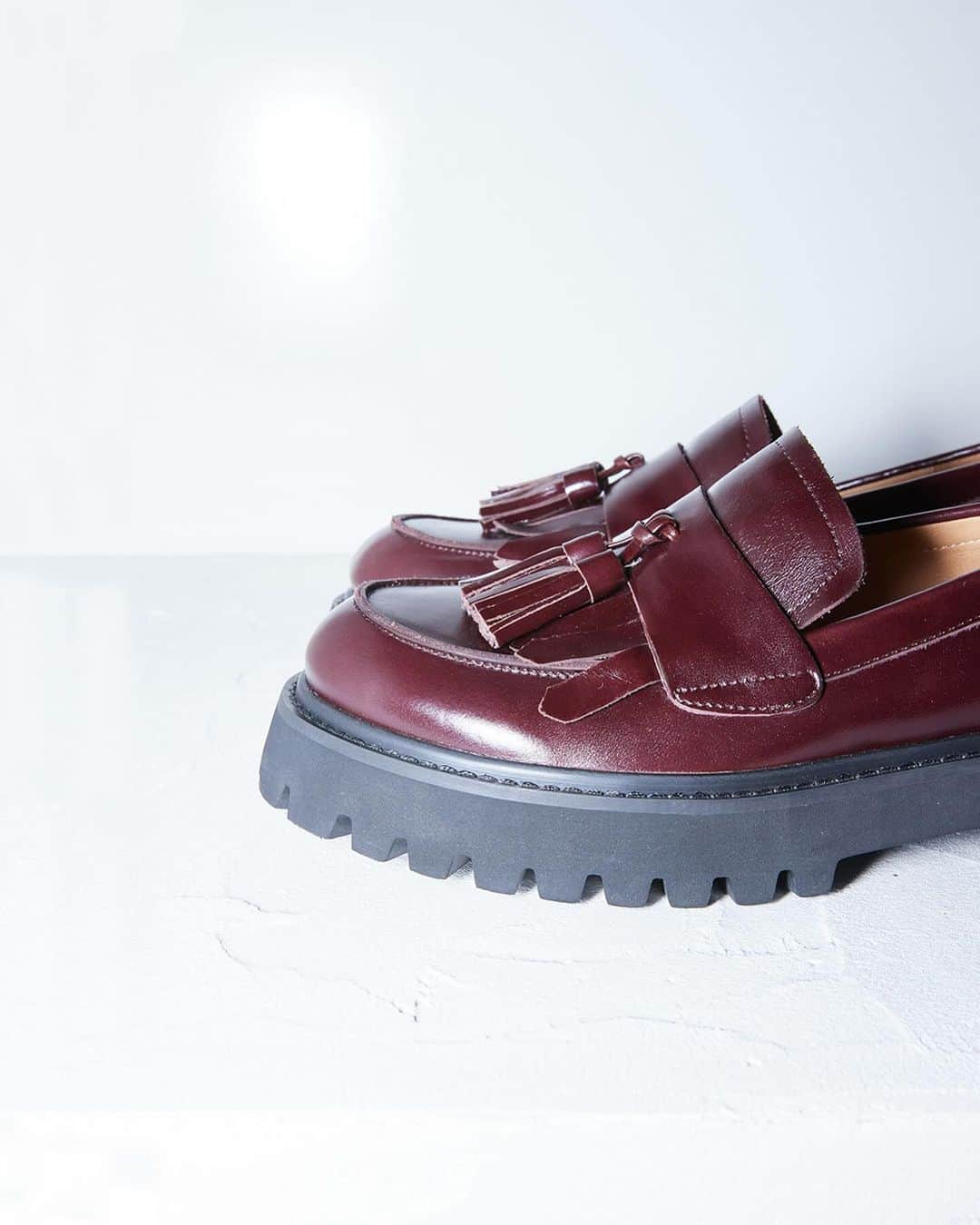 のインスタグラム：「【 RELEASE Now 】  @mollinishoes   #CITYSHOP #shibuya#shinjuku #osaka #kyoto #nagoya #FASHION #FOOD #culture #mollinishoes」