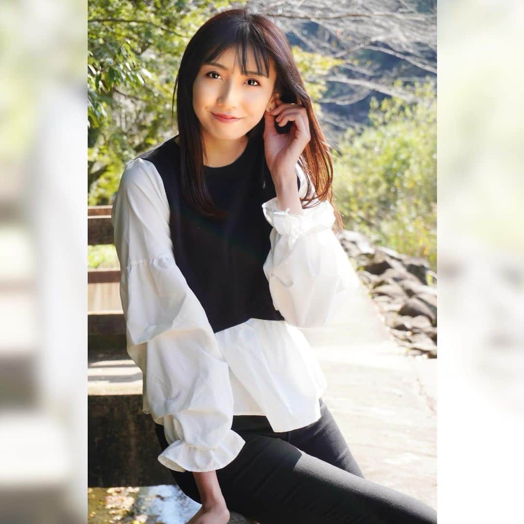 足立玲菜のインスタグラム：「本当にいつもありがとうございます！ コメントとメッセージからいつも元気を頂いています☺️  お陰様で今年はとてつもなく元気で色々な事に挑戦したり、数年できなかたったことも復活できました😊  また1年よろしくお願い致します☺️  Thanks. I hope to see you again for another year.  . . 2023.11.22 足立玲菜 . . #mybirthday #birthday #model #japanesemodel #japanese #shooting #arigato #thankyou」