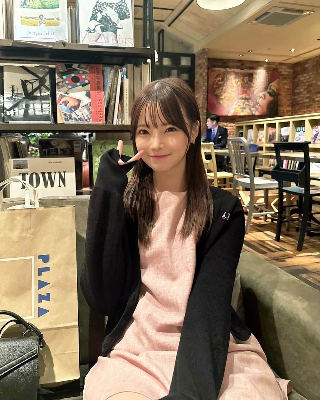 新谷姫加さんのインスタグラム写真 - (新谷姫加Instagram)「最近ピンクと黒の組み合わせハマってる☺︎」11月22日 10時56分 - hime._.gram