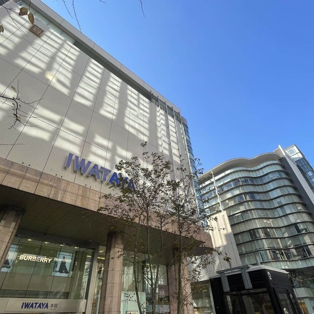 ラコタハウスのインスタグラム：「AUTHORIZED DEALER  ALDEN  岩田屋本店 本館5階 紳士靴売場 〒810-8680 福岡県福岡市中央区天神2-5-35 092-726-3719  @iwataya.honten.mens #alden #オールデン」