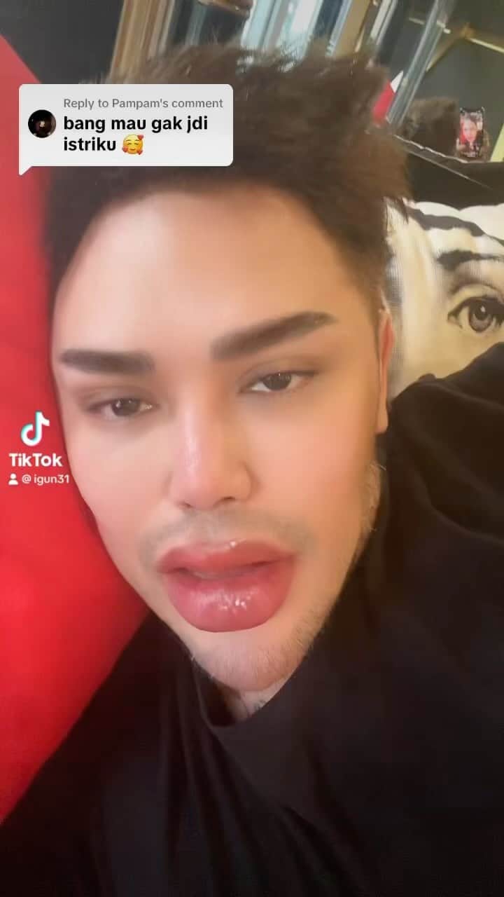Ivan Gunawanのインスタグラム：「Pagi pagi  mo  di  ajak  nikah 😩😩😩」