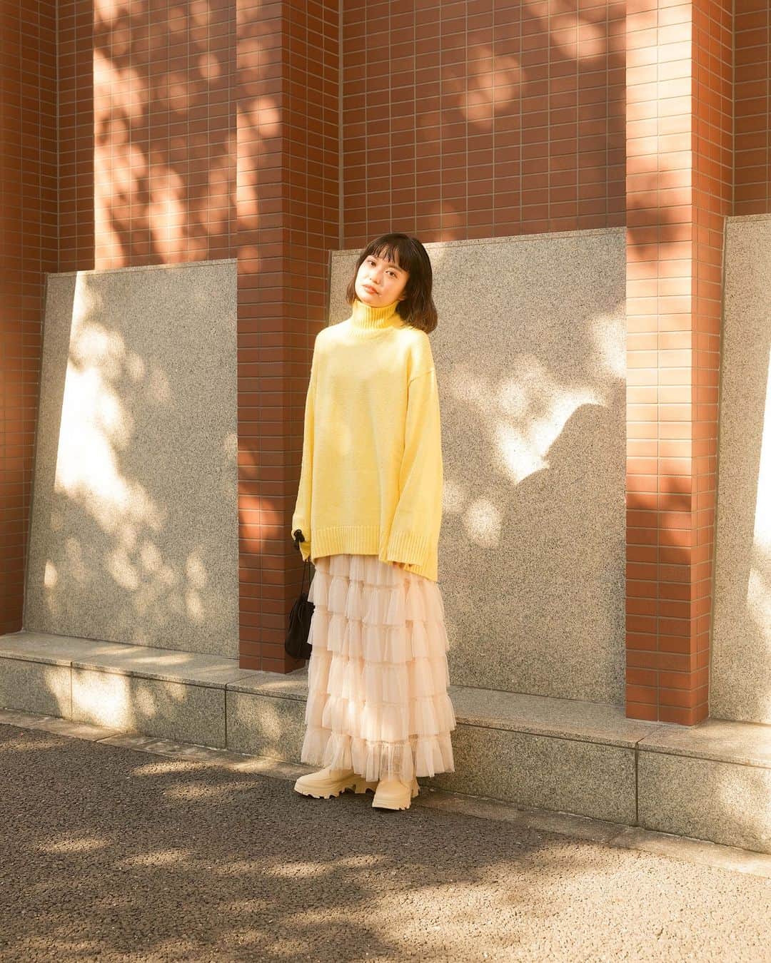 sorel_jpのインスタグラム：「SOREL STYLE SNAP  #sorelstylejp  ・  caco @caco.florist  STYLE 01 #NL4306 BREX BOOT LACE WP  ・  STYLE 02 #NL5015 CARIBOU X BOOT LACE WP  ・  STYLE 03 #NL5017 CARIBOU X SHOE WP ・  普段の靴のサイズ：23.5cm 選んだSORELのサイズ：23.5〜24cm   📸 @josiah.__.toshi  #sorel #ソレル #ソレル公式 #スニーカー #ブーツ @columbiashop_jp  #スニーカーコーデ  #ブーツコーデ #大人カジュアル #カジュアルコーデ　 #秋冬コーデ #今日の服 #ootd」
