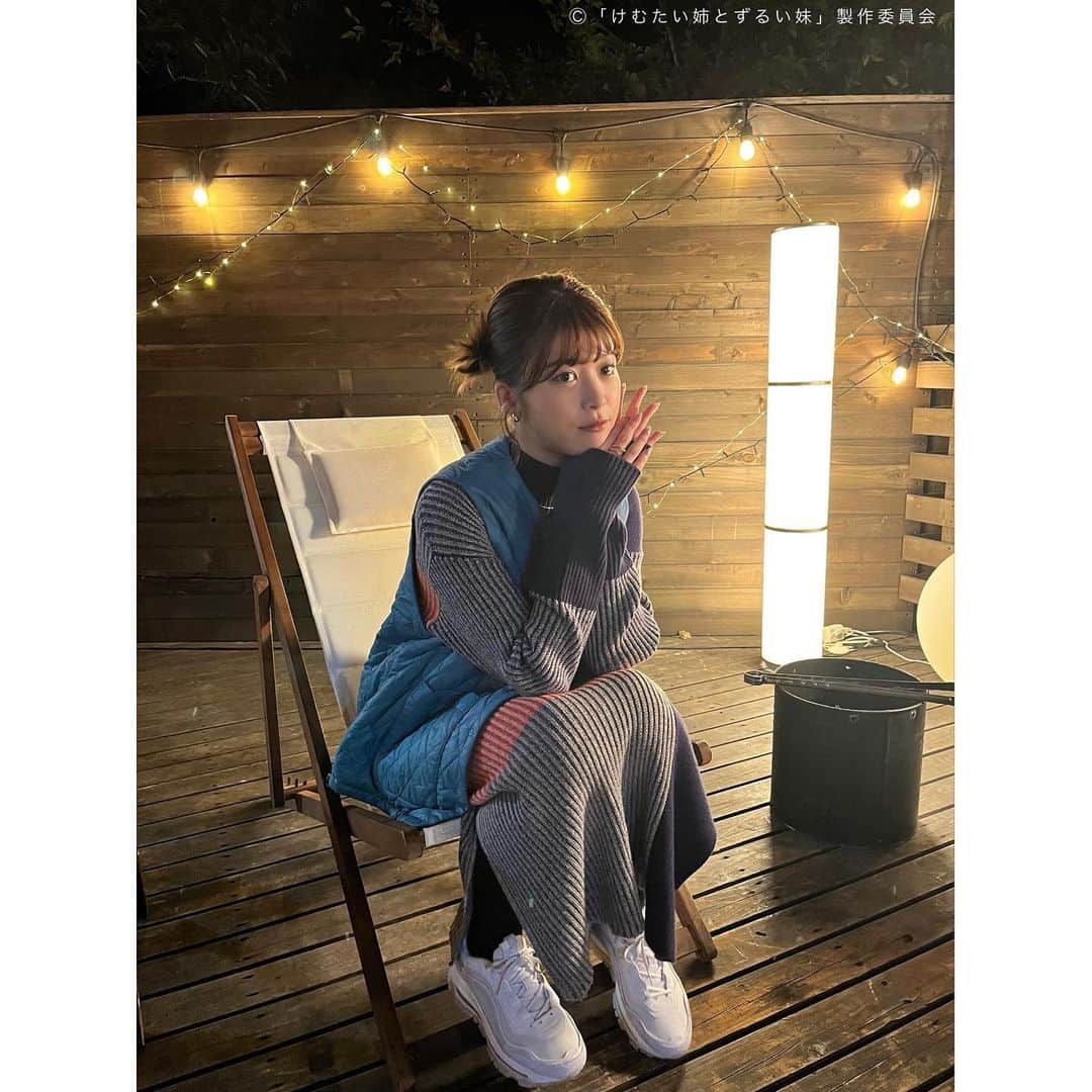 けむたい姉とずるい妹のインスタグラム：「. らんちゃん コーディネートまとめ⑤🦋  7話から🎗 キャンプ場コーデ🏕 またまた一瞬だけ出てきた コーディネートの全身ショットも💟  ／ 『#けむたい姉とずるい妹 』 最終話 11/27(月)夜11:06放送🪄 ＼  見逃し配信は #TVer で🎗 tver.jp/episodes/ep30cssjg1  U-NEXTなどで全話配信中💠  #テレビ東京 #けむずる  #栗山千明 #馬場ふみか #栁俊太郎  #桜田通 #雛形あきこ」