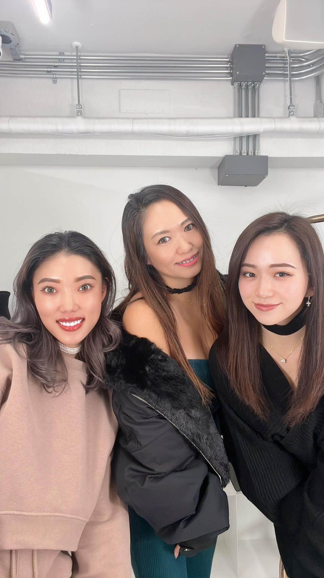 ANELA TOKYOのインスタグラム：「BLACK FRIDAY第2弾START🖤」