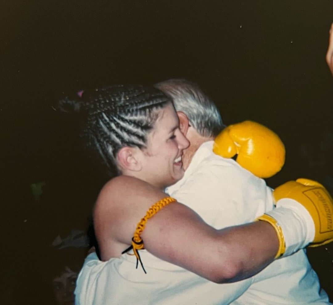ジーナ・カラーノのインスタグラム：「This is my Grandfather Jack (Papa) and I.  We always had such a close relationship, he only came to one of my earlier Muay Thai fights because his heart couldn’t take seeing it more than once. 🫀 I understood.  He was the best coach I’ve ever had, my mentor and friend, I miss him daily.   I’m wishing you the ability to be present with your loved ones this holiday season.  Hug the ones you love while they’re here. Cherish their words and stories, bring grace and mercy to the table and don’t miss the opportunity to let them know how much you love them. Life is precious, make it count. ✨」