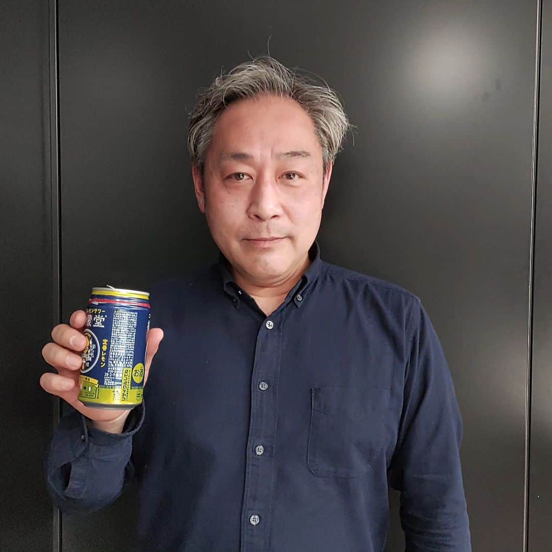 のインスタグラム：「本日、11月22日(水)の配信トーク、紀尾井町夜話特別編 「紀尾井町家話 第百二十五夜」は無事に終了いたしました✨ 御視聴してくださった皆様、長時間どうもありがとうございました‼️  紀尾井町夜話特別編 「紀尾井町家話 第百二十五夜」 席亭：尾上松緑 出演：中村吉之丞（ゲスト）、市川青虎（ゲスト） アシスタント：中村松江 ※有料配信チケットは、11月24日（金）20：00まで販売しています ※配信開始後、ライブ配信終了後にチケットを購入いただいた方も11月24日（金）23：59までアーカイブ配信をご視聴いただけます ■チケット 2,000円（税込） 販売中 https://eplus.jp/sf/detail/3288220127 #歌舞伎 #尾上松緑 #中村吉之丞 #市川青虎 #紀尾井町夜話特別編 #紀尾井町家話第百二十五夜 #イープラス #中村松江」
