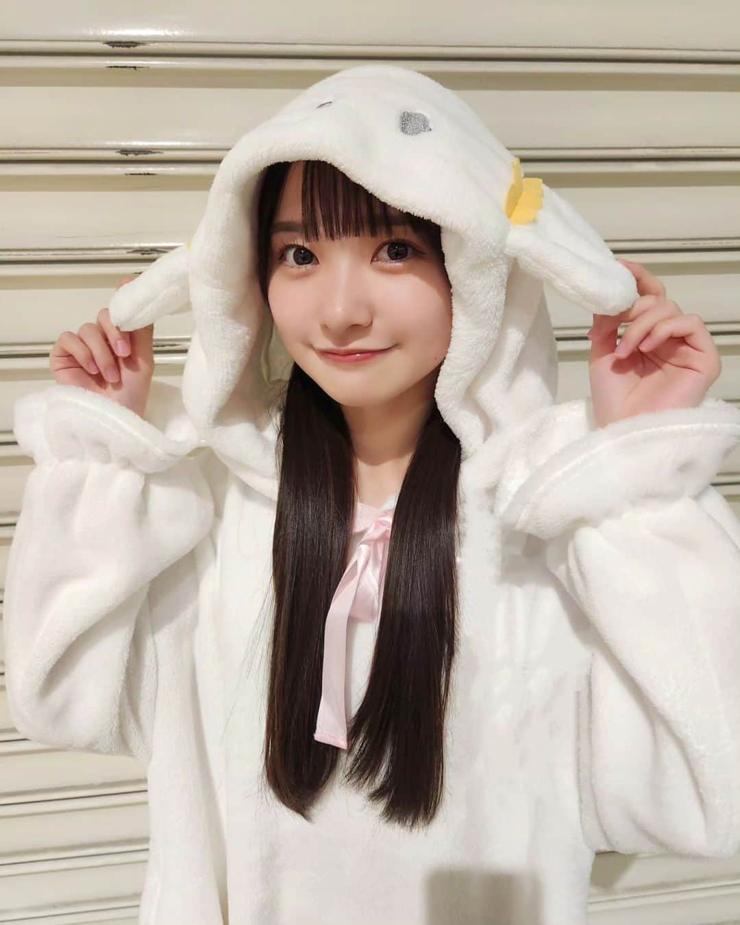 山﨑空のインスタグラム：「こぎみゅん♡ #akb48 #17期研究生 #山﨑空 #いいツインテールの日」