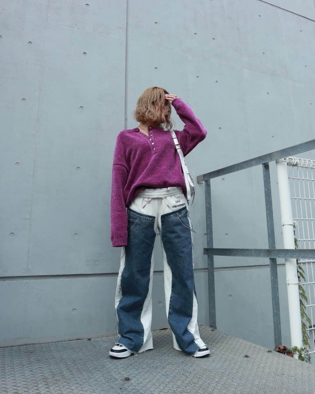 FIG&VIPERさんのインスタグラム写真 - (FIG&VIPERInstagram)「【 New 】  ・ Henley neck logo knitwear ¥7,700 (tax included)  _______________________________________________  #figandviper」11月22日 15時25分 - figandviper