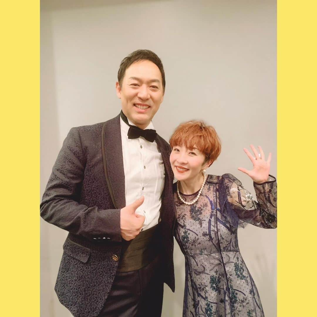 小此木まりさんのインスタグラム写真 - (小此木まりInstagram)「💫  Fascinated! ~音楽がきらめく魔法の夢一夜~ @座・高円寺2  なにかみんなが 不思議なちからで導かれたような？^ ^  こころから信じられて 通じ合える方たちとの歌 しあわせでした  素敵な歌い手のみんな それぞれの音楽感 とっても尊敬します  客席からも あたたかなエネルギーを いっぱいかんじました  ありがとうございました！  オンもオフも ずーっと楽しかったぁ^ ^ (影アナや本番中もいろいろありました…🙇🏻‍♀️笑)  また会えますように！  #fascinated2023 #座高円寺  #神田恭兵 くん #水野貴以 ちゃん #長谷川開 くん #福井昌一 さん #岩城直也 さん #小此木麻里  #音楽 #LIVE #感謝」11月22日 15時54分 - mariokonogi