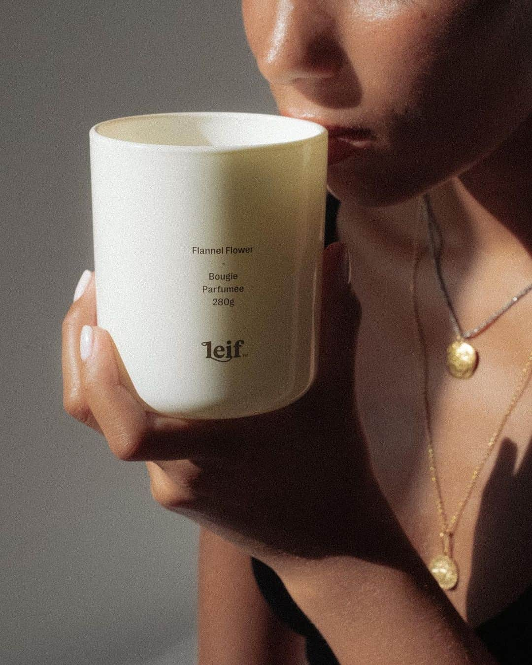 I.T IS INSPIRATIONさんのインスタグラム写真 - (I.T IS INSPIRATIONInstagram)「Indulge in Leif's latest candles to transform your space into a serene sanctuary of relaxation and beauty.  Available at I.T stores and online  #ITHK #ITeSHOP #leif #leifproducts」11月22日 15時55分 - ithk