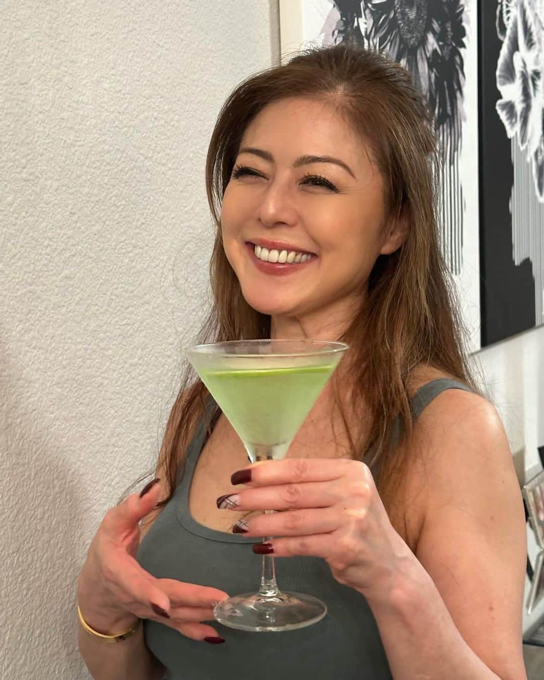 武田久美子さんのインスタグラム写真 - (武田久美子Instagram)「. インスタライブ後の美味しかったApple martini 😋❣️ また来月に行う予定です。 決まりましたらお知らせさせて頂きますね💜💜💜  #martini #applemartini」11月22日 16時00分 - kumikotakedaofficial