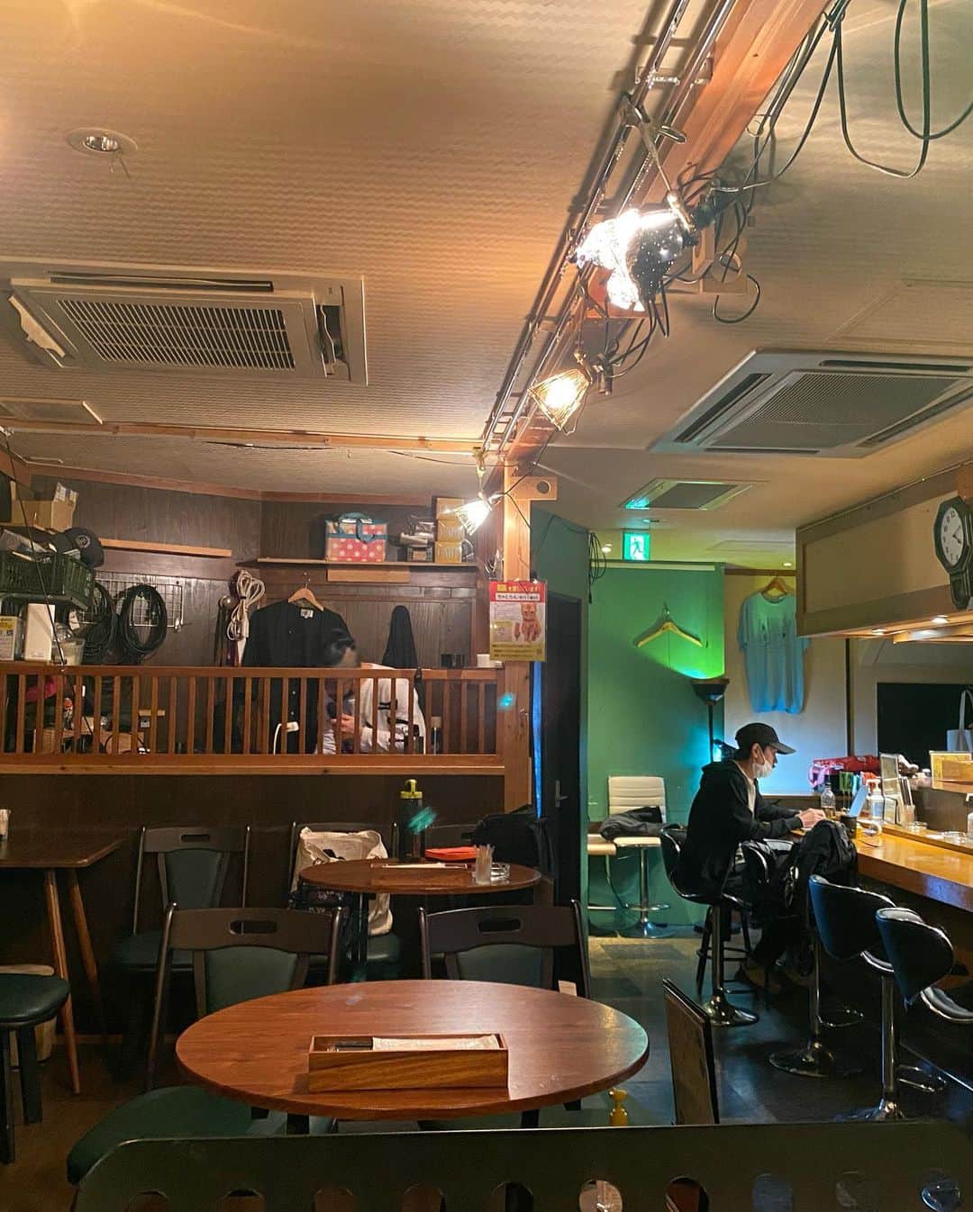 タテタカコさんのインスタグラム写真 - (タテタカコInstagram)「本日は良元優作さんと ライブをさせていただきます。🙇‍♂️ どうぞよろしくお願いいたします🐒 🦍ごりおしツーマン🦍  11/22(水) 音楽茶屋ごりごりハウス (埼玉県越谷市越ヶ谷１丁目１２−１９ Ⅱ1F 柴田ビル)  [ゴリランサンコン]  開場19:00  開演19:45 入場4,000YEN+オーダー  -出演- タテタカコ 良元優作  予約 gorigorihouse@gmail.com  HP ongakujaya-gorigorihouse.com  #越谷 #埼玉 #ライブ」11月22日 16時13分 - tatetakako