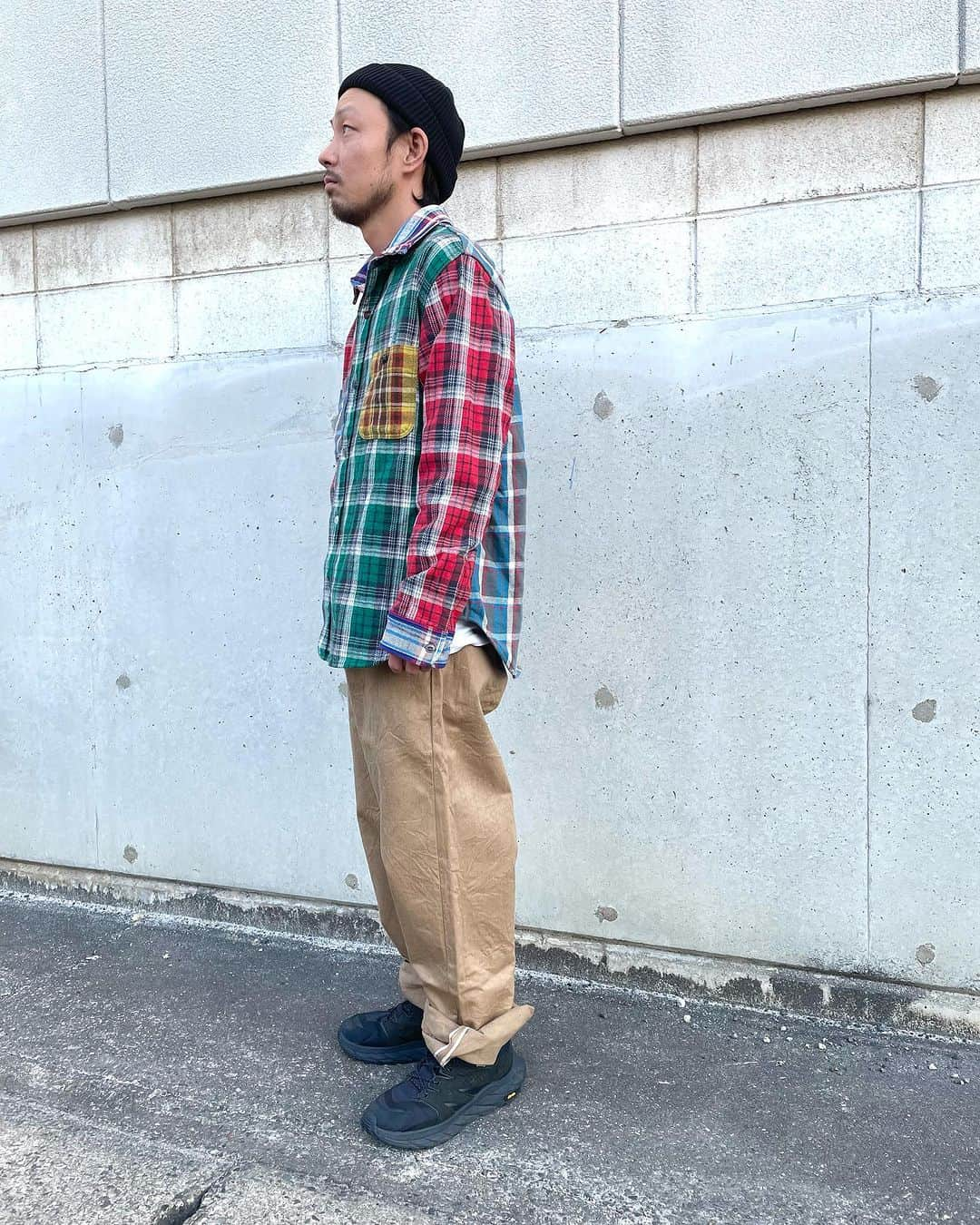 BIG JOHNさんのインスタグラム写真 - (BIG JOHNInstagram)「【Heavy Weight Flannel Crazy 】 過去に使用した生地を各パーツに配した、クレージーパターンのネルシャツを数量超限定で作りました。 公式オンランショップ限定商品です。 MS001CZ-SP サイズ:M,L 価格:27,500円（税込）  近日発売です。 お楽しみに！  matsu  @bigjohnjeans  @bigjohnshop  @bigjohntokyo  @bigjohnosaka  #bigjohn #bigjohnjeans #ビッグジョン #okayama #kurashiki #kojima #ジーンズ #デニム #denim #fashion #ootd #jeans #love #madeinjapan #flannelshirt  #japan  #model #国産 #アメカジ  #ブーツカット  #クラボウ #伝統 #革新#育てるジーンズ#新潟  #新潟県 #アメカジ男子#ボタン」11月22日 16時37分 - bigjohnjeans