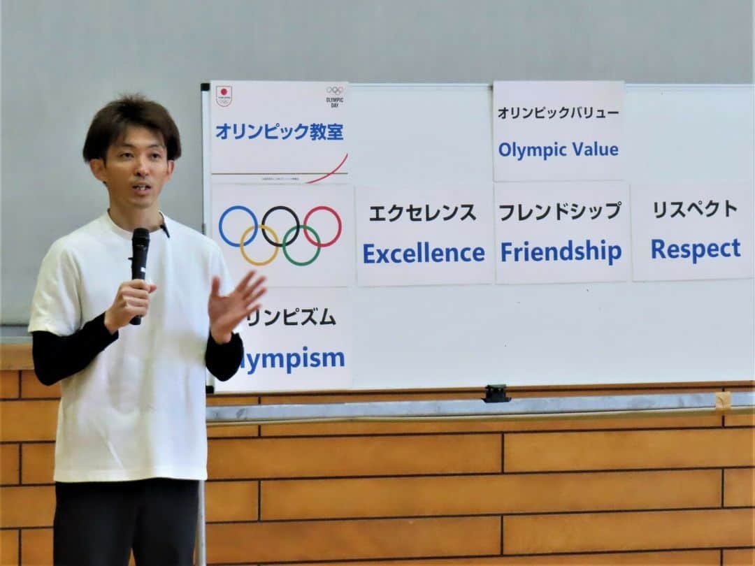 日本オリンピック委員会さんのインスタグラム写真 - (日本オリンピック委員会Instagram)「11月21日、11月22日、船橋市立湊中学校にて、 #体操競技 の #田中和仁 さん、#スノーボードの #山岡聡子 さんによる #オリンピック教室 を実施いたしました！  ご参加いただいた中学生の皆さん、ありがとうございました！  #TEAMJAPAN #がんばれニッポン」11月22日 16時51分 - teamjapanjoc