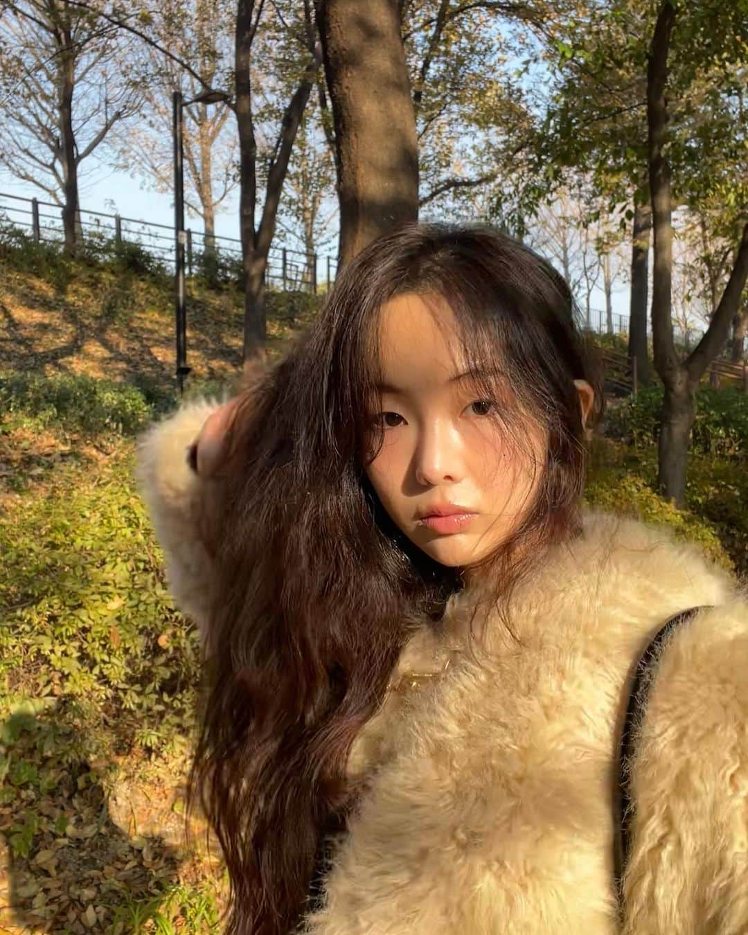 クム・セロクのインスタグラム：「🍂🍁🍃」