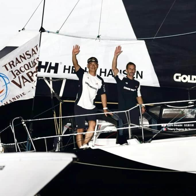 白石康次郎のインスタグラム：「【Transat Jacques Vabre】  🇯🇵 トランザットジャックバーブル、無事ゴール！！！ 22位 レースタイム: 14日23時間52分12秒  🇬🇧 Finisher of the @transatjacquesvabre 22nd place Race time: 14 days, 23 hours 52 minutes 12 seconds  🇫🇷 Finisher de la Transat Jacques Vabre  22eme position  Temps de course: 14 jours, 23 heures, 52 minutes, 12 secondes.   📷@qaptur_prod  @sailingteamdmgmori #dmgmorisailingteam #kojiroshiraishi #白石康次郎 #IMOCA #TransatJacquesVabre」