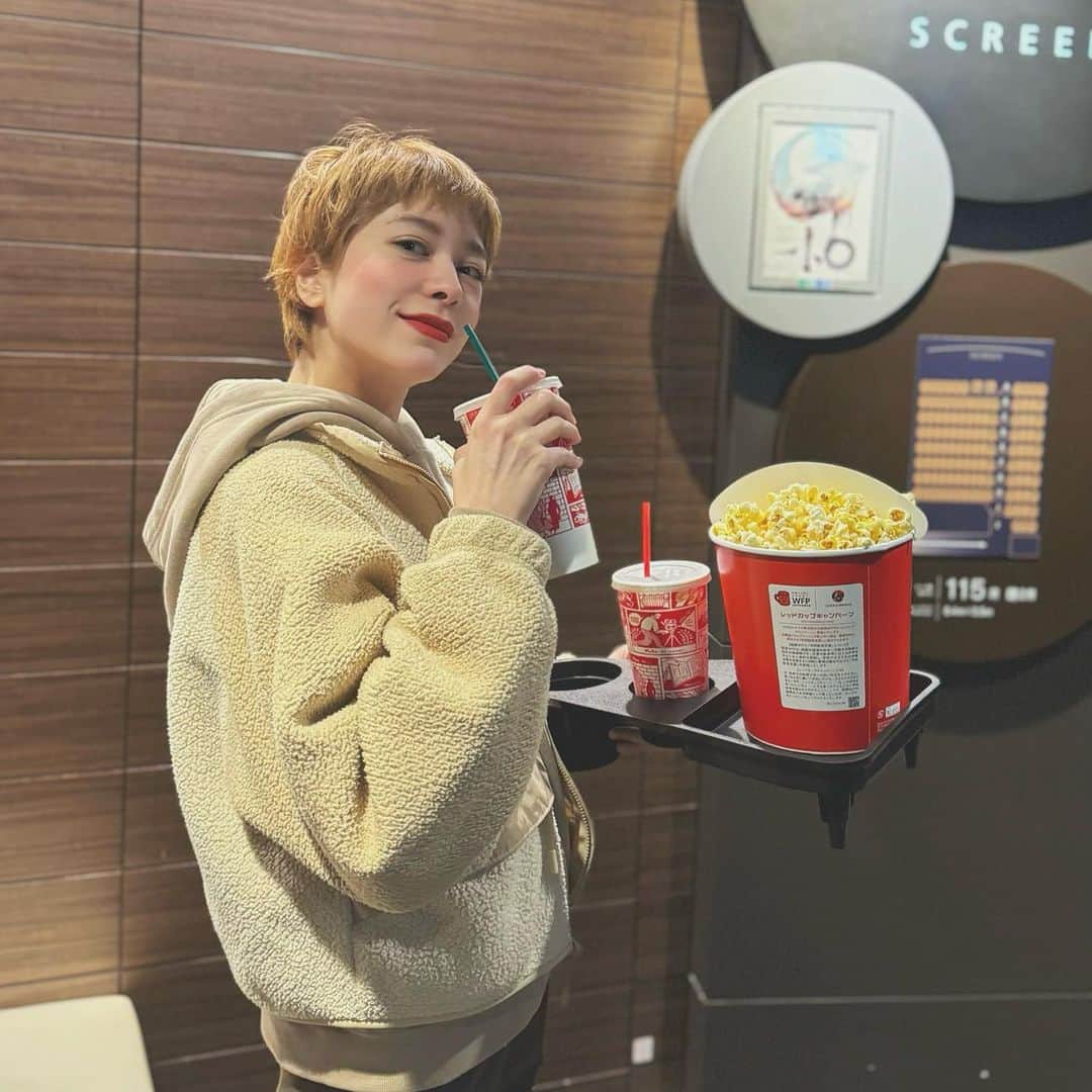 工藤ジェニファー茉侑さんのインスタグラム写真 - (工藤ジェニファー茉侑Instagram)「日曜日🎞️ #🐑 @godzilla231103  @youichi617   #ジンギスカン　#東京下町　#池尻グルメ #池尻大橋グルメ #池尻大橋 #焼鳥屋 #焼き鳥屋 #焼き鳥好きな人と繋がりたい  #ginza #和食　#washoku #西麻布　#西麻布グルメ #酒スタグラム #グルメ女子 #グルメスタグラム #グルメ好きな人と繋がりたい #グルメな人と繋がりたい #恵比寿グルメ  #やきとり　#焼鳥好きな人と繋がりたい #yakitori #ヤキトリ　#日本酒　#渋谷グルメ　#成吉思汗　#羊　#ラム　#ラム肉」11月22日 17時39分 - jennifermayu_s