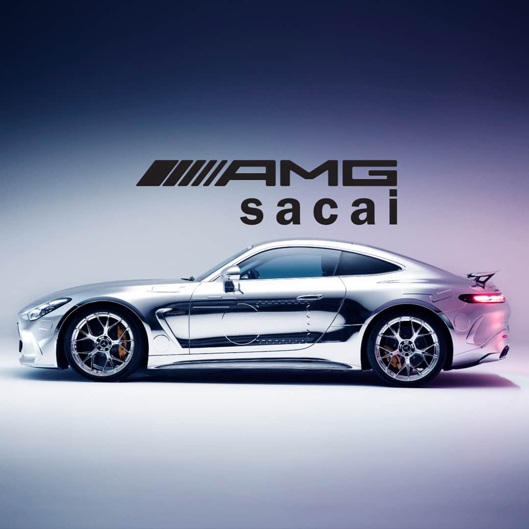 メルセデスベンツのインスタグラム：「【Mercedes-Benz LIVE!】 メルセデスAMG GTと日本を代表するファッションブランド「sacai」のコラボレーションが実現。  煌びやかなラッピングカーの原点にはメルセデスの初代レーシングモデル「Red Pig」へのオマージュがある。  共通のブランド哲学を有するメルセデスとsacaiのコラボレーションが実現した背景とは？  記事本文はストーリーズをチェック。 @mercedesbenzjapan  ※ドイツ本社で発表された欧州仕様であり、日本仕様は未定です。  #MercedesAMG #sacaixAMG #SOAMG #sacai」