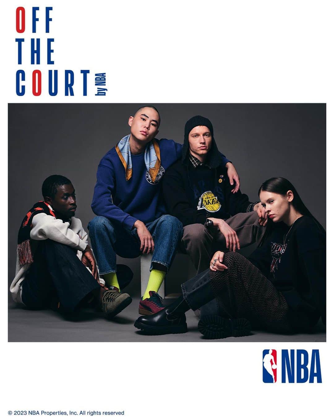 のインスタグラム：「OFF THE COURT by NBA  TEEシャツに引き続き、今回の為に作られた特別なロゴデザインに加え、特殊な加工を施すことでありそうでない JOURNALSTANDARDブランドらしいスペシャルなスウェットが完成しました！  今回セレクトしたのは9チーム（順不同）。 「Los Angeles Lakers」「Phoenix Suns」「Chicago Bulls」「New York Knicks」 「Philadelphia 76ers」「Indiana Pacers」「Washington Wizards」「Portland Trail Blazers」「Utah Jazz」  デザインはビンテージや古着に精通したJOURNALSTANDARDブランドならではの染み込みプリントや、半ラバー、フロッキーを使い分け１デザインの完成度にとにかくこだわりました。 今シーズン、NBAオフィ加工を施したアイテムが出せるのはJOURNALSTANDARD relume・JOURNALSTANDARDの 全国のrelume店舗、ONLINE STOREにて発売中です。  No.23070464700040 【Off The Court by NBA / オフ・ザ・コート バイ NBA】別注 スウェット ¥12,980  【OFF THE COURT by NBA / オフ・ザ・コート バイ NBA】 1946年にアメリカで設立された北米4大プロスポーツリーグの一つとして、世界中のバスケットボールファンを熱狂させているNBAの世界観を表現しているファッションブランド。 NBAの魅力をさらに拡めるため、日本を拠点に2022年より始動開始。 コートやスタジアムを飛び回る一流のプレーヤー、 そこに集うファンやサポーターの熱気あふれるスタイルにフォーカス。 NBAプレーヤーのエキサイティングなプレーだけでなく、本拠地を構える都市や文化など、試合外の世界観までも網羅する、デイリーユースなファッションスタイルを提案。 NBAをまだ知らない体験したことのない人々が、NBAを身近に感じ、NBAの世界観を通して、永遠に楽しんでもらえることを願って。  We hope that people who have never experienced the NBA will feel close to the NBA and enjoy it forever through 'OFF THE COURT.  #OffTheCourtbyNBA #journalstandardrelume  #ジャーナルスタンダードレリューム」