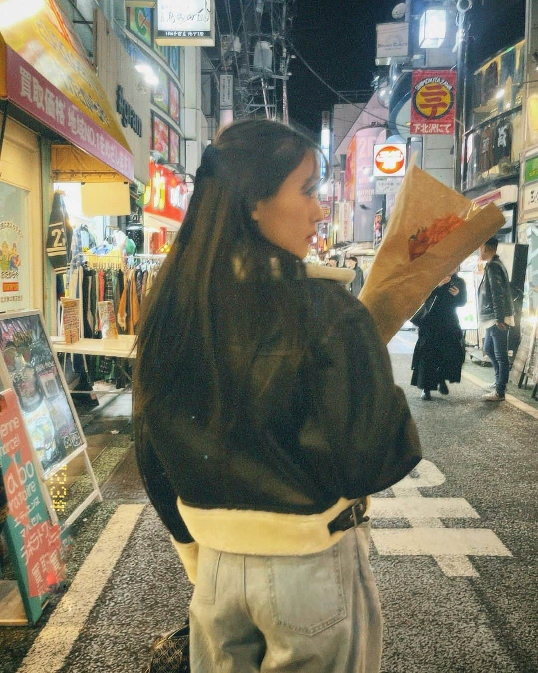 moca さんのインスタグラム写真 - (moca Instagram)「街がキラキラしてきたね〜✨」11月22日 19時10分 - moca_lol