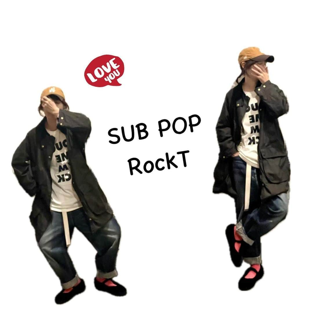 こはるのインスタグラム：「・ ・ SUB POP rockT(ベースはgildanロンT) カッコ可愛い❤️  こー暑いとスウェットよりロンT着がち。 +barbourでちょーどええ。  #instafashion #fashion #me #着画 #subpop #rockt #ロゴT #ロンT #楽天roomに載せてます  #barbour #古着 #jsluxe #newera #cap #シューシャ #今日のん #今日の服」