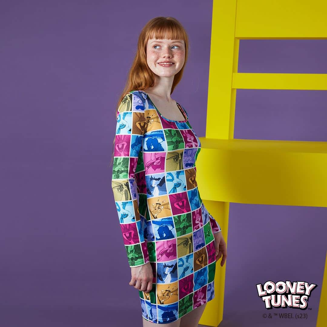 SHEINさんのインスタグラム写真 - (SHEINInstagram)「Bounce into style with Looney Tunes  x SHEIN!  🔍Search "Looney Tunes" on SHEIN to view it all!  #LooneyTunesxSHEIN #LooneyTunes #SHEINCollabs #SHEIN」11月22日 19時30分 - sheinofficial