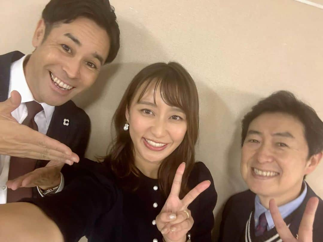 枡田絵理奈さんのインスタグラム写真 - (枡田絵理奈Instagram)「イベントのお仕事🎤局の垣根を超えて、偉大なる先輩方とご一緒させていただきました☺️ お会いできて嬉しかったです！  #笠井信輔アナウンサー #ラルフ鈴木アナウンサー  @shinsuke.kasai」11月22日 19時48分 - masuda_erina.official