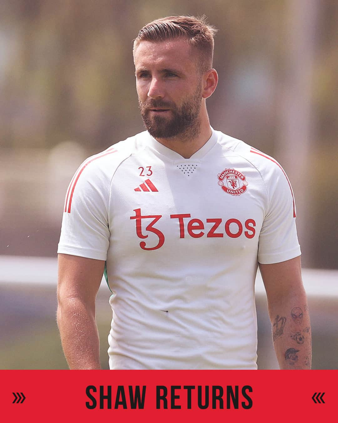 マンチェスター・ユナイテッドさんのインスタグラム写真 - (マンチェスター・ユナイテッドInstagram)「@LukeShaw23 has been spotted back in training 😍💪  Head to our Story to read more 📲  #MUFC #ManUtd #Shaw #PremierLeague」11月22日 19時57分 - manchesterunited