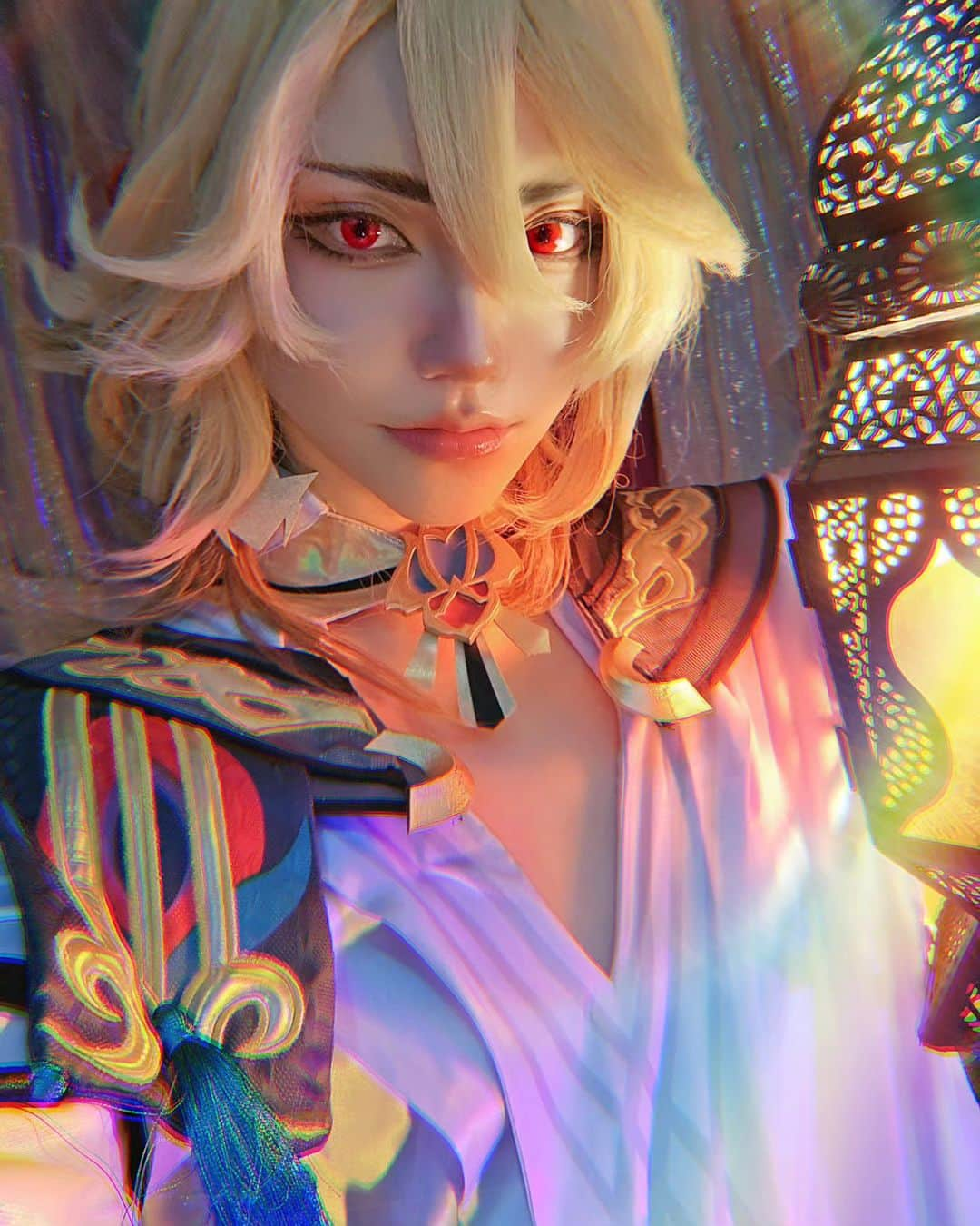 ひかりんのインスタグラム：「Sneak peak of my new Kaveh cos !! I'll be cosplaying him in AFA Saturday, of course I'll be there all weekend at both 206 ~ see ya there ! #genshin #kaveh #genshincosplay」