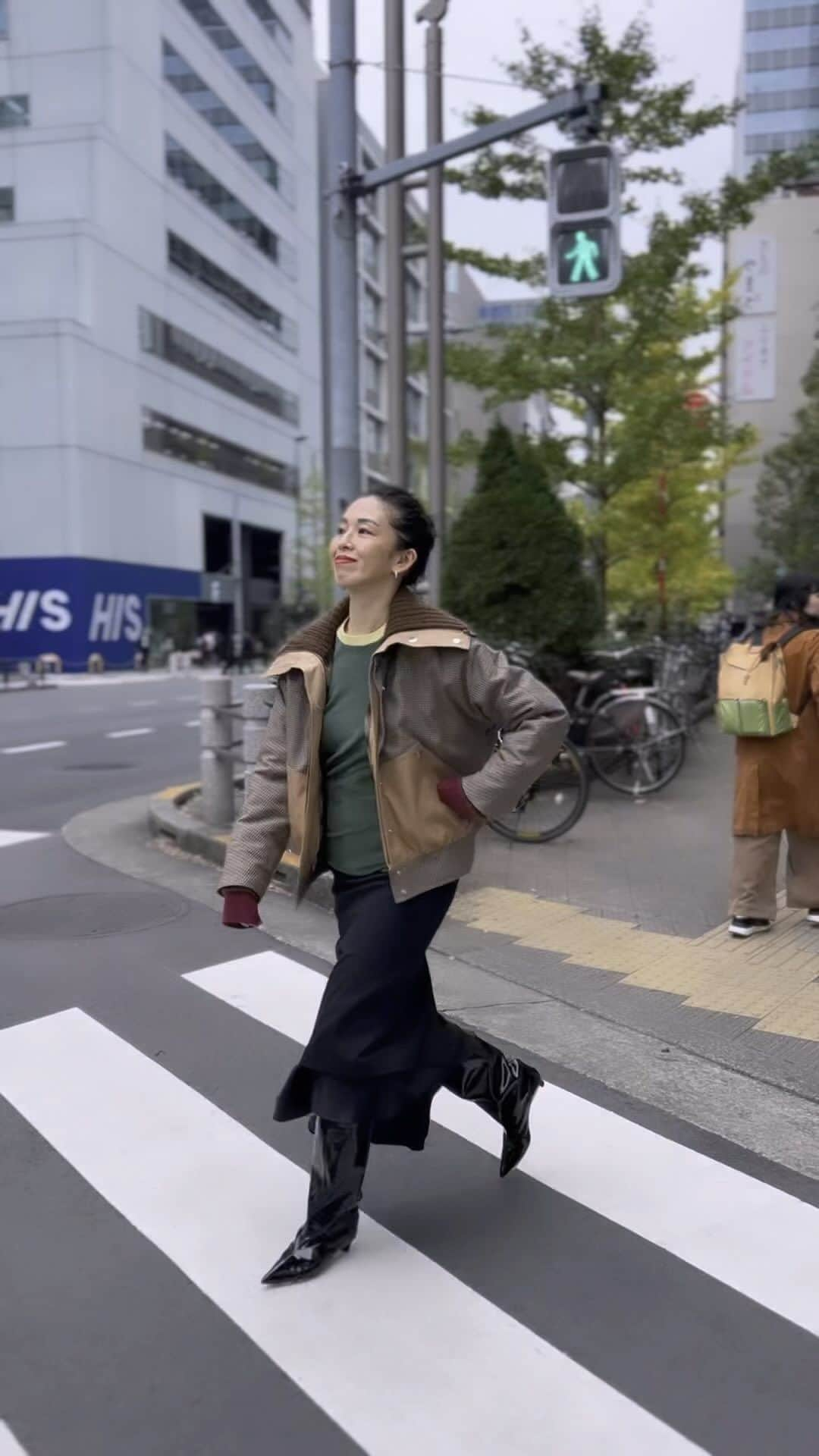 STYLE & EDIT officialのインスタグラム：「Winter Outfit Ideas @yoshiminagao   LOOK # 01 Blouson @fumika_uchida  Cut and sew @fumika_uchida  Skirt @mm6maisonmargiela  Shoes @pippichic_official   LOOK # 02 Coat @the_reracs  Cardigan @tela9official  Sweater @cinoh_official  Pants @nepla._official  Shoes @playgroundstore.jp   LOOK # 03 Sweater @holzweiler  Cut and sew @fumika_uchida  Pants @pelleq_official  Eyewear @blanc_official  Bag @a_vacation_  Shoes @playgroundstore.jp   商品の詳細は各店舗までお問い合わせくださいませ。  #styleandedit  #takashimaya #outfit #fumikauchida  #mm6maisonmargiela  #cinoh  #holzweiler  #pelleq  #avacation  #pippichic  #blanc #playground」