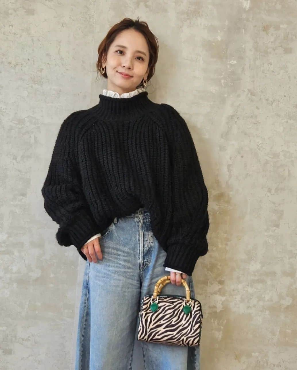 のインスタグラム：「今朝のストーリーにたくさんのメッセージいただき本当にありがとうございました。返信はできてませんがしっかり読ませていただいてます🥺インスタ投稿は完全に趣味レベルで大好きなので全然苦ではないんです😚　少し吐き出したことでまたフラットな状態に戻れました👌ありがとうございます。  そしてこれからも宜しくお願いいたします😊」