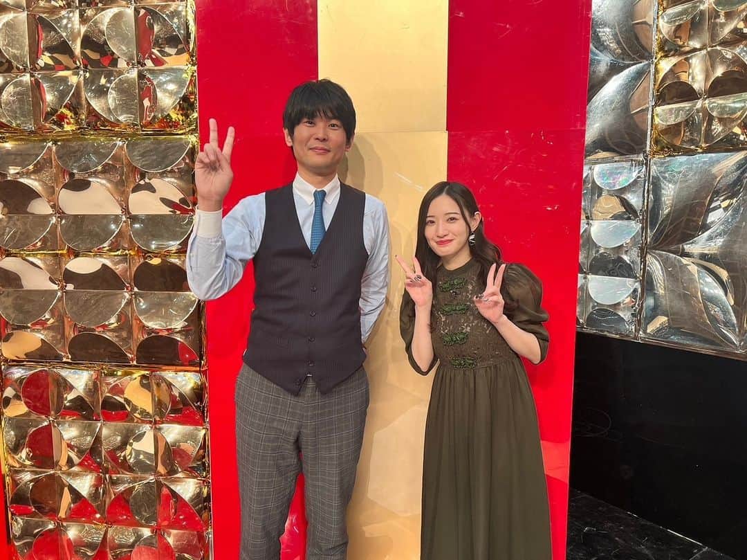 中田花奈さんのインスタグラム写真 - (中田花奈Instagram)「本日22日（水）22:00～ フジテレビＯＮ『麻雀最極決定戦！サバイバルバトル 極雀 season41』  前回、優勝させていただきましたので 今回も出演してます！   #竹内元太 プロ  #山崎裕太 さん  #ロバート  #山本博 さん  と対局しました！  初めて対局した竹内元太 プロと！  ヒールのある靴を履いてても この身長差！！ 羨ましい🥺   #柴田英嗣　  #河野直也   #古久根英孝   #藤井マリー」11月22日 20時12分 - nakadakana_official