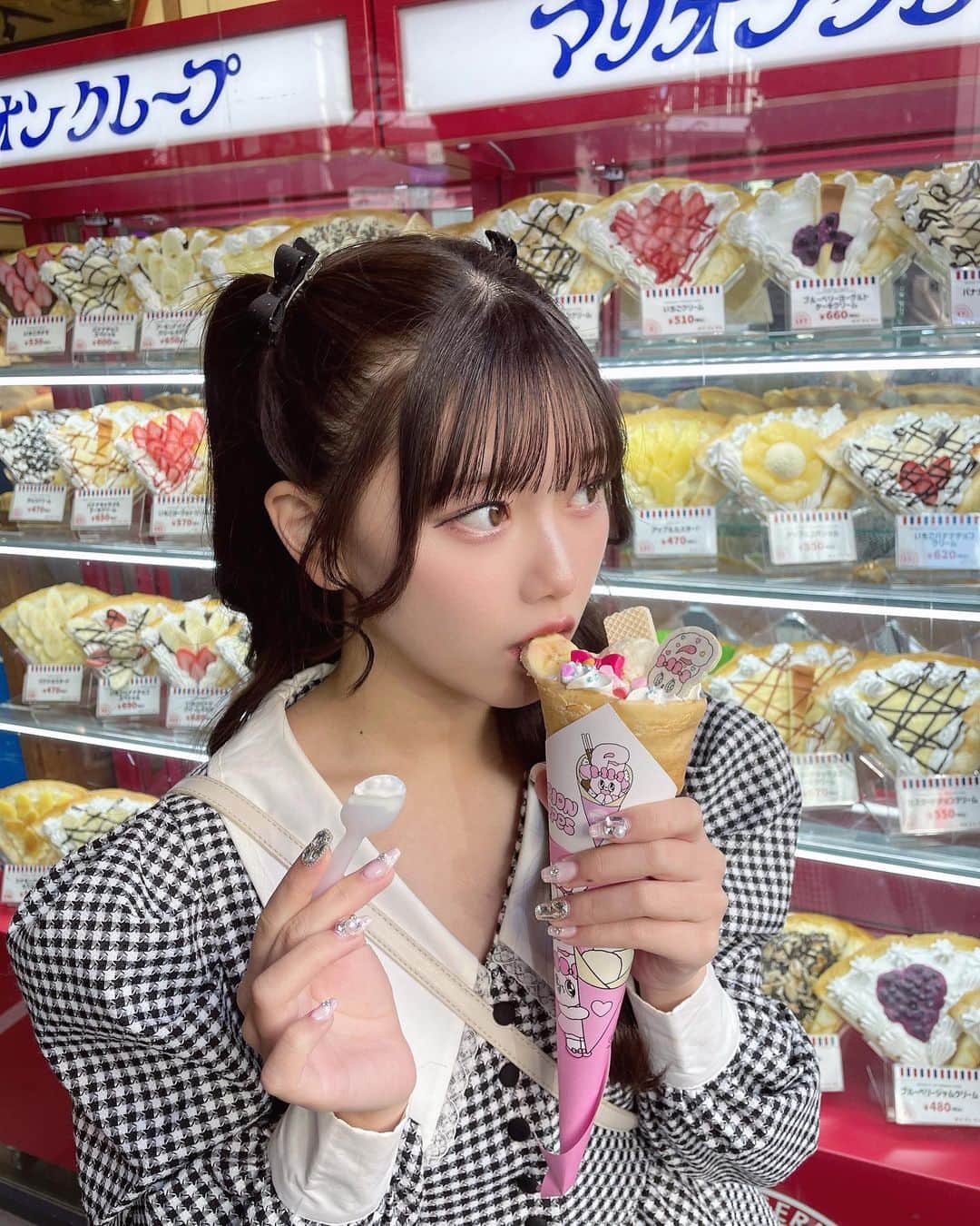 大場結女さんのインスタグラム写真 - (大場結女Instagram)「マリオンクレープ🧁🤍  久しぶりにクレープ食べました💞見た目も可愛くて美味しかったよ~!!（т-т）また食べたいっ♪  @marionjapan 🎀   #クレープ #クレープ屋  #渋谷 #マリオンクレープ」11月22日 20時13分 - yume.o__06