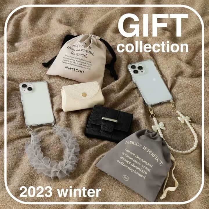 Me%のインスタグラム：「画像をタップして詳細を☑️ ⁡ 🎁GIFT COLLECTION🎁 ⁡ クリスマスプレゼントやお誕生日プレゼントに おすすめの小物シリーズ✨ ちょっとしたギフトにおすすめのアイテム豊富に揃えております！ ⁡ WEBストアは Me%(@me_percent )の プロフィールのURLからご覧ください🔍 ＿＿＿＿＿＿＿＿＿＿＿＿＿＿＿  #ミィパーセント#ミーパーセント#ローリーズファーム#クリスマスギフト#ギフト#クリスマスコレクション#クリスマスパーティー#女子会#プチプラ#プチプラギフト#プチギフト#ポーチ#巾着ポーチ#スマホケース#iPhoneケース#アイフォンケース#スマホストラップ#スマホチェーン#カードケース#カード入れ#パスケース#定期入れ#定期ケース#ミニ財布#ミニウォレット#ミニサイフ#バッグの中身#ギフトにおすすめ#お財布」