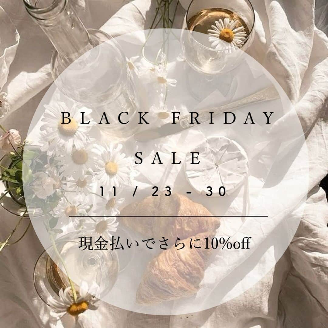 韓国子供服 こどもふくさんのインスタグラム写真 - (韓国子供服 こどもふくInstagram)「BLACK FRIDAY SALE ̖́- ＿＿＿＿＿＿＿＿＿＿＿＿＿＿  いよいよ明日より 店頭でもブラックフライデーセールを 開催します‎⿻܀  SALE itemも増やしました☺️  そしてさらに 現金でお支払いの方は 10%offとなります𓂂 𓏸 𓐍  新作＆SALE商品も対象です！ ハンドメイドアイテムは 対象外となります𓅼  新作も入荷予定なので、 入荷次第お知らせいたします📢  先日ストーリーでも お知らせしましたが BASEより10%offと20%off クーポンが発行されております！  ぜひこの機会にお使いください✨  クーポンには限りがありますので お早めのご利用がおすすめです！ ＿＿＿＿＿＿＿＿＿＿＿＿＿＿＿  リトルドットさんも SALEスタートします ̖́-@little.dot_shop   現金支払い20%off その他決済で10%off となります☺️  よろしくお願いします🕊️  ＿＿＿＿＿＿＿＿＿＿＿＿＿＿＿  #韓国子供服 #韓国子供服通販 #こどもふく #子供服屋 #富山 #富山ママ #富山ママと繋がりたい #富山イベント #富山子供服 #むすめふく #むすこふく #赤ちゃんの服」11月22日 20時17分 - cherim_closet