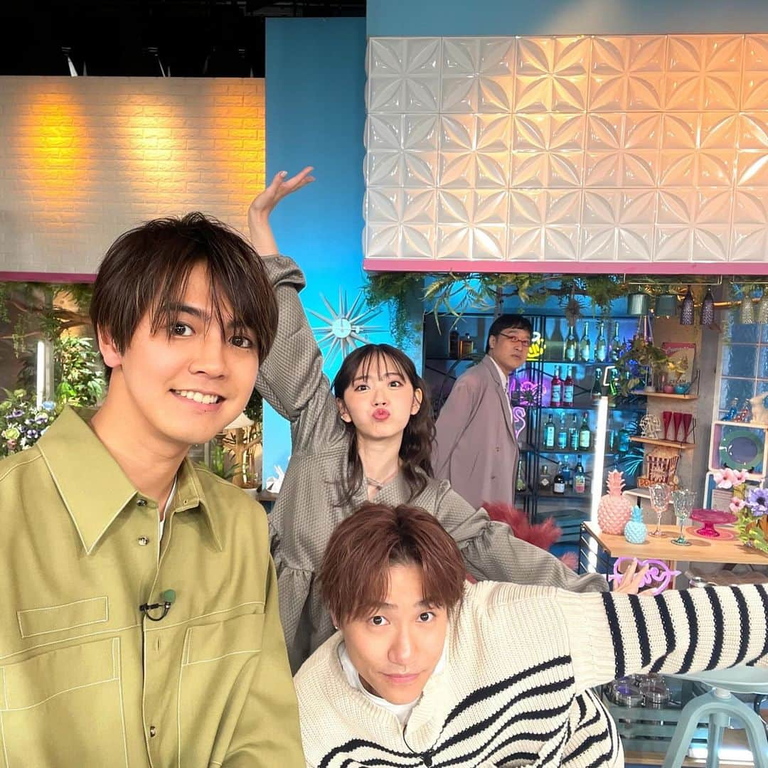 あざとくて何が悪いの？（テレビ朝日公式）さんのインスタグラム写真 - (あざとくて何が悪いの？（テレビ朝日公式）Instagram)「11/23(木)深夜0時45分〜 ※一部地域を除く #GENERATIONS #片寄涼太 #小森隼 をゲストに迎え⭐️ あざと連ドラ第９弾!!　 「フツーじゃなくて何が悪いの？」スタート!! 9弾は美大に通う消極的なサブカル女子の物語 スタジオでは男性目線と女性目線で意見が真っ二つに…⚡️ 放送お見逃しなく!! 感想は… #あざとくて何が悪いの をつけてお願いします🙇」11月22日 20時21分 - azatoinsta