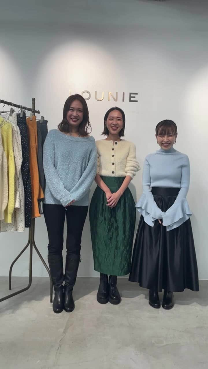 LOUNIE（ルーニィ）のインスタグラム：「「日常を特別にしてくれる、とっておきのお出かけ服」 イベントシーンに映えるアイテムを紹介。  ・クリスマスディナーや、忘年会で映えるニット6選 ・着回し力抜群！ワンピ見えのセットアップ ・街中で映えるコート  「ツイード風ニットプルオーバー」について ライブ内で洗えると紹介しておりますが 正しくはウォッシャブル不可で 『ドライクリーニング』になります。  staff------------------ @shiho__16 (161cm) @sawaaya.421 (167cm) プレス野口さん(148cm)  📌X'mas FAIR 11/23(木)～12/14(木)の期間中、税込み33,000円以上お買い上げで "ピンク"色の限定商品が当たる抽選会実施中！ 詳しくはLOUNIEオンラインストアへ！  #LOUNIE#ルーニィ #ホリデー#クリスマスコーデ#華やかコーデ  #女子会コーデ #ホカンス#ホテルランチ #忘年会コーデ #きれいめコーデ  #通勤コーデ」