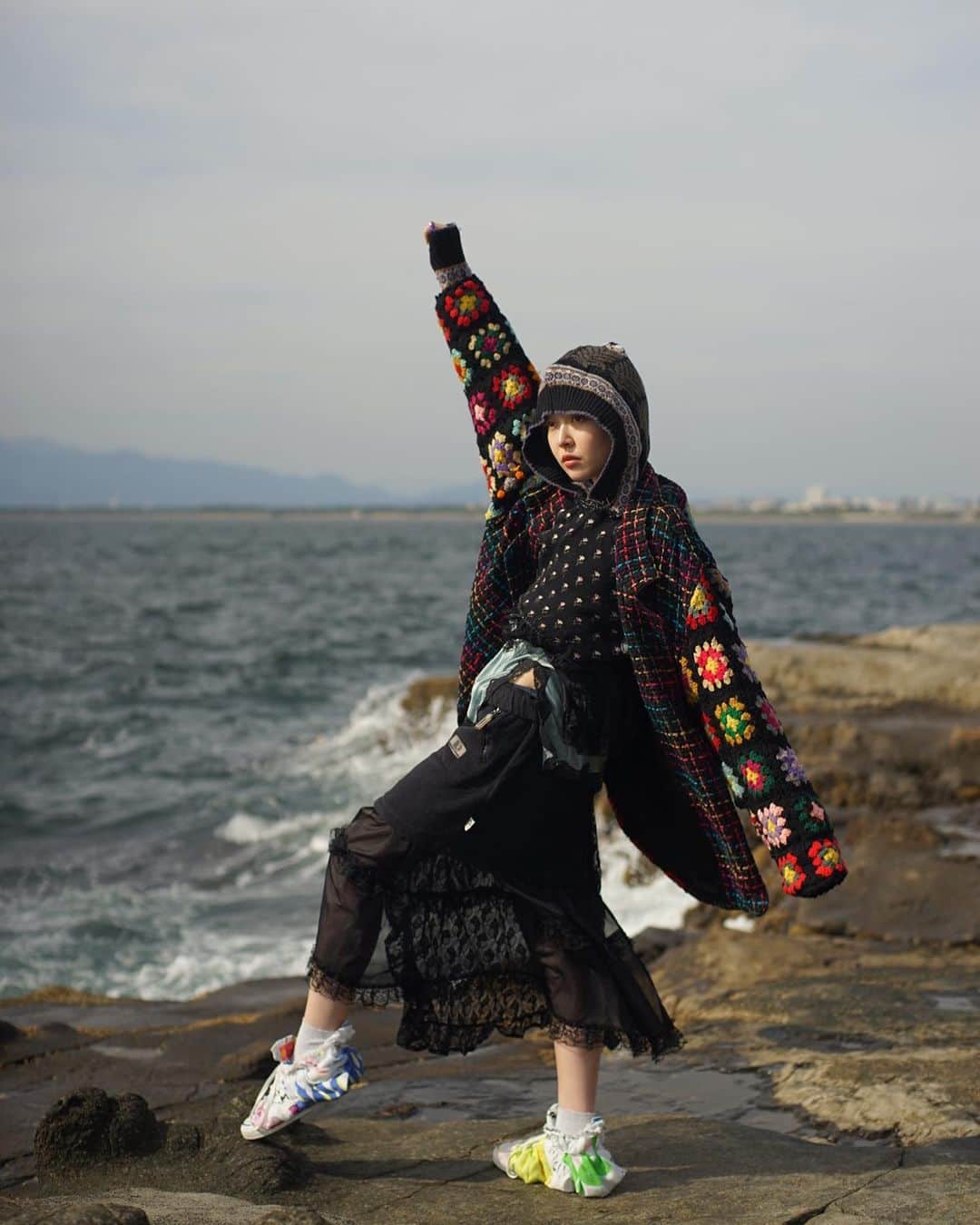 のインスタグラム：「Off//≨shot✪ ⅱ=  #shot #mood #model #撮影モデル #着用モデル #ショートヘア #ラフォーレ原宿 #sheep_harajuku #offshot #撮影依頼募集中 #モデル募集 #オオハシ商店」