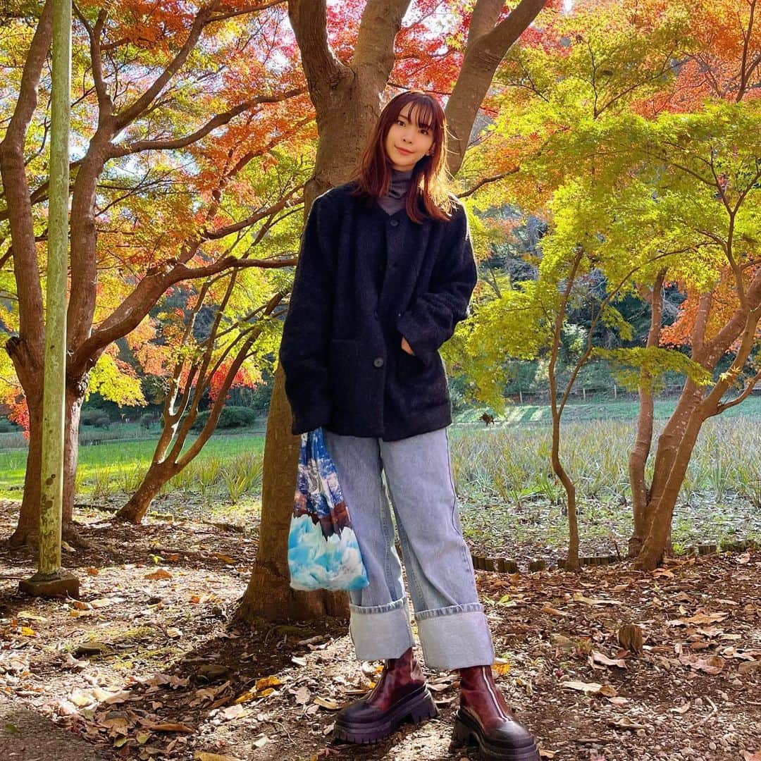 蒼山幸子さんのインスタグラム写真 - (蒼山幸子Instagram)「秋が戻ってきた日だった。🍁 週末はとても寒いらしい。 冷え性ですでにここ最近の夜などは 手足がアイスノンくらいには冷たくなっているので、 身構えています。」11月22日 20時38分 - sachiko_aoyama