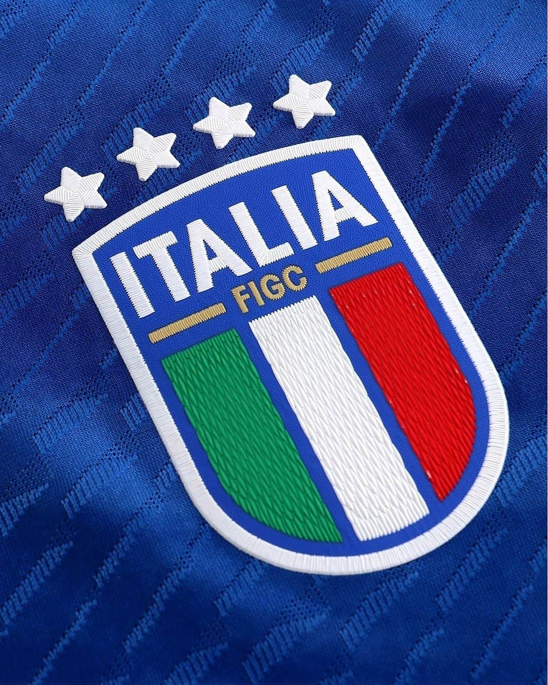 エンポリFCのインスタグラム：「🇮🇹 Mattia Huqi, Alessandro Olivieri, Andrea Orlandi, Tommaso Rugani e Francesco Versari sono stati convocati dalla Nazionale Under 17 del tecnico Massimiliano Favo per il Torneo dei Gironi in programma da venerdì 24 a domenica 26 novembre a Novarello.」