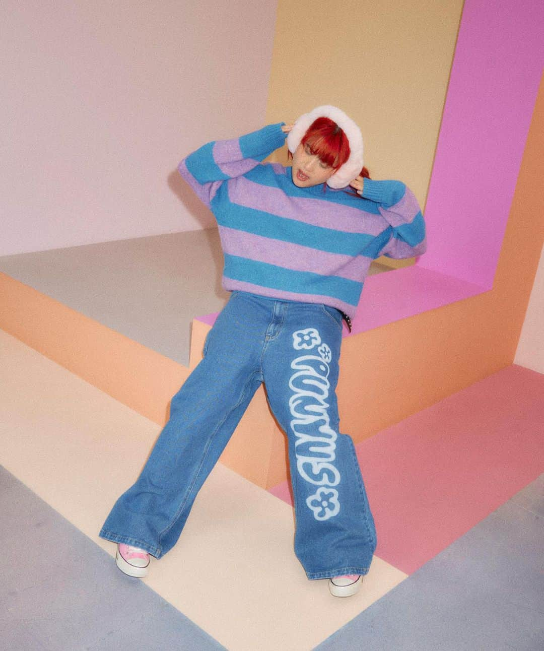 PUNYUSのインスタグラム：「Over border knit 6,600jpy PUNYUS logo baggy denim pants 6,600jpy  #punyus #ぷにゅず #プニュズ #渡辺直美  #watanabenaomi #plussizebeauty #unisex #plussize #plussizefashion #tokyo #harajuku #tokyofashion #harajukustyle #ユニセックスブランド #ぽっちゃりコーデ #ぽっちゃり女子 #chubby  #chubbygirl #体型カバー #体型カバーコーデ #プチプラ#ボーダーニット #ボーダー #オーバーサイズ #バギーパンツ」