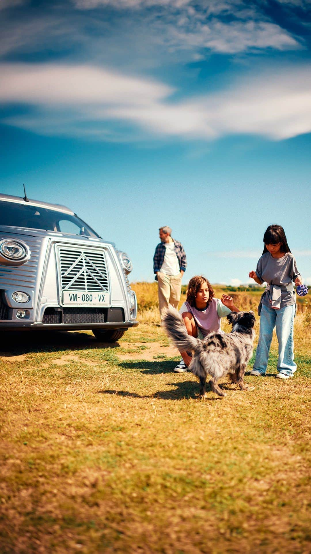 Citroënのインスタグラム：「Citroën Holidays Concept: the definition of “this is the life!” in 17 seconds.」